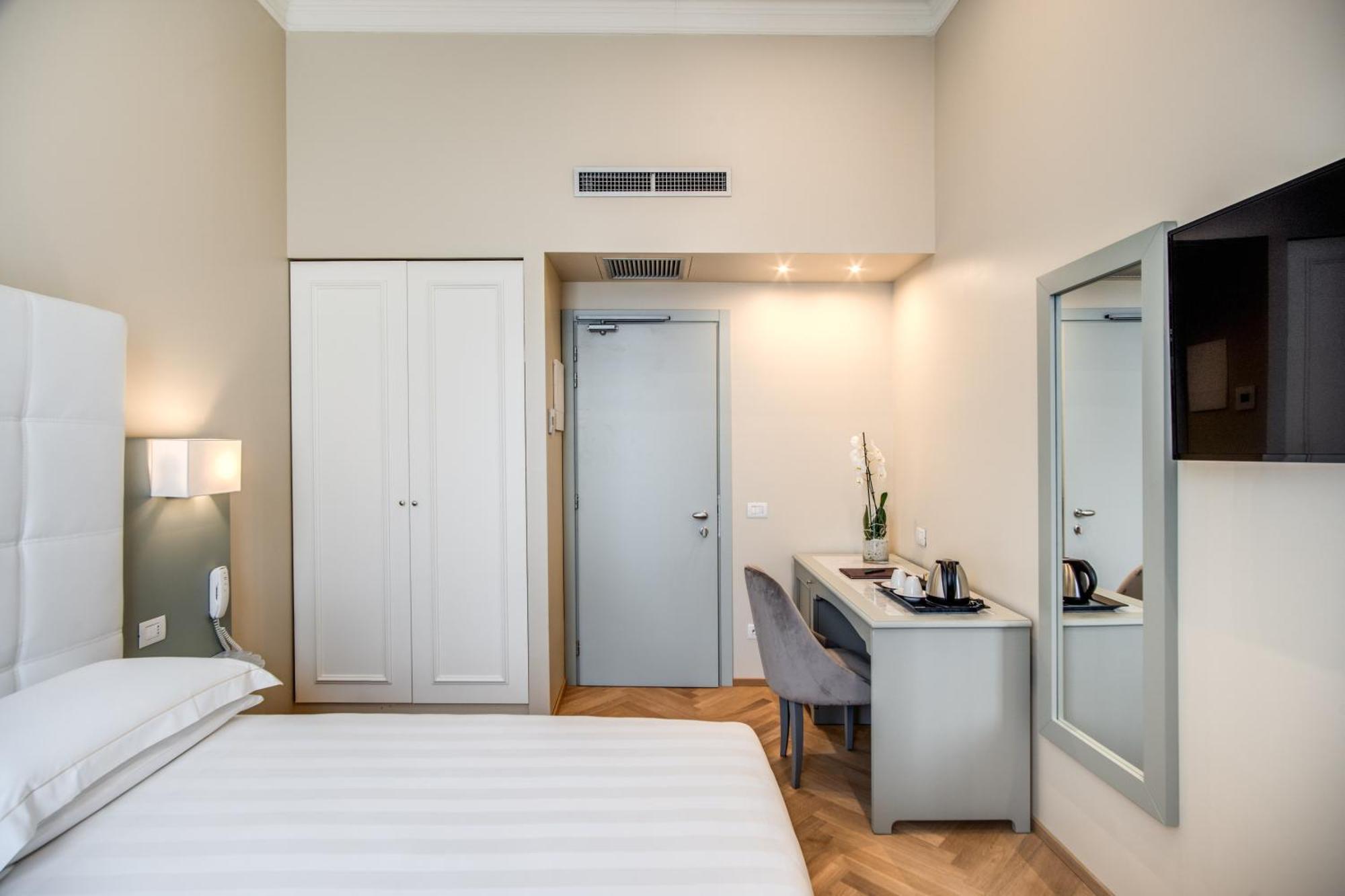 Economy Double Room,1437184021:JPEG